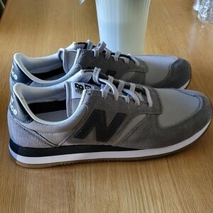 New balance shoes